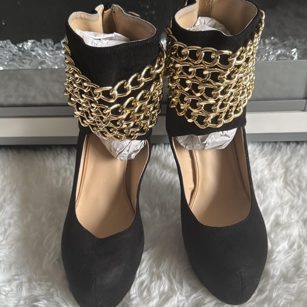 Black Heels with Gold Chain Detail